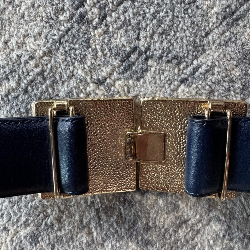 Navy Leather Adjustable Belt with Gold Basketweave Hardware Small festival - Picture 4 of 8